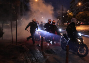 Σοβαρά τραυματίας αστυνομικός της ομάδας ΔΡΑΣΗ στη Νέα Σμύρνη