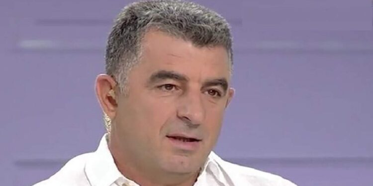 Δημοσιογραφικά βραβεία στη μνήμη του Γιώργου Καραϊβάζ