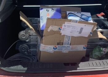 Έκλεβαν για τρία χρόνια γνωστό κατάστημα ηλεκτρονικών στην Πάτρα