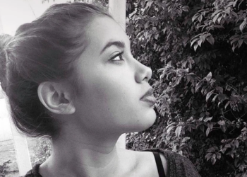 Τα τελευταία λεπτά της Καρολάιν – Ο πιλότος την έπνιξε ενώ κοιμόταν