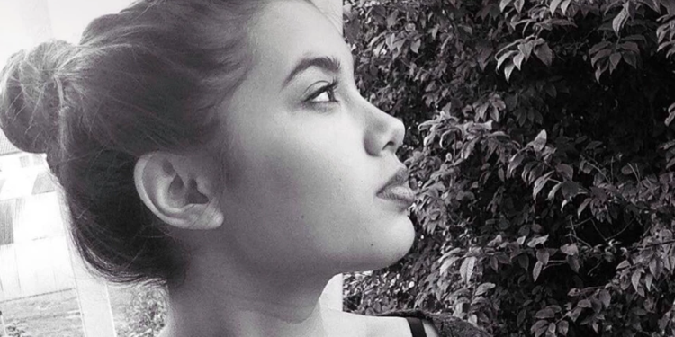 Τα τελευταία λεπτά της Καρολάιν – Ο πιλότος την έπνιξε ενώ κοιμόταν