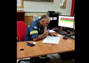 Βίντεο που εκθέτει τον Αρχηγό της Πυροσβεστικής και προκαλεί αντιδράσεις