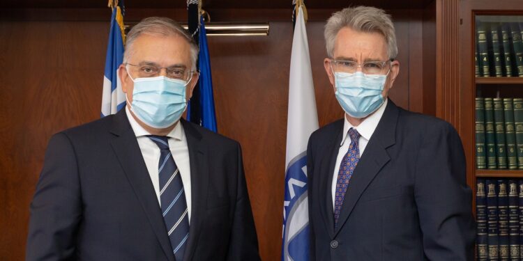 Η πρώτη συνάντηση Θεοδωρικάκου – Pyatt το μεσημέρι