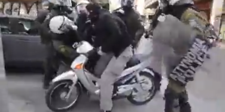 Γιατί τόση υπέρμετρη βία από τα ΜΑΤ κύριε Υπουργέ;