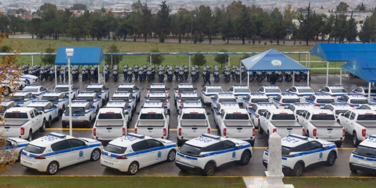 Ενισχύεται με 280 οχήματα και μοτοσυκλέτες η ΕΛΑΣ