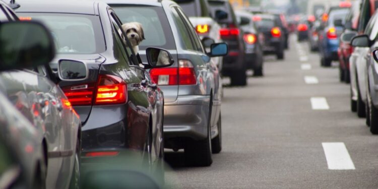 Μποτιλιάρισμα ωρών στον Κηφισό μετά την καραμπόλα έξι αυτοκινήτων