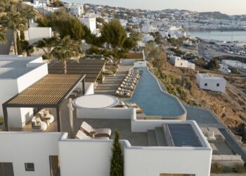 Τουριστικά κοσμήματα δημιουργούνται στη Μύκονο