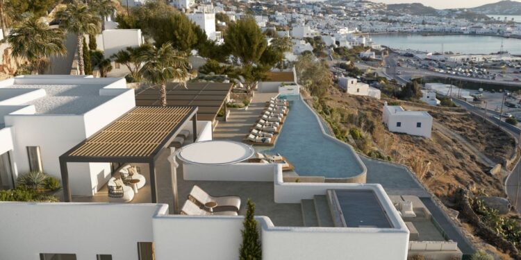 Τουριστικά κοσμήματα δημιουργούνται στη Μύκονο