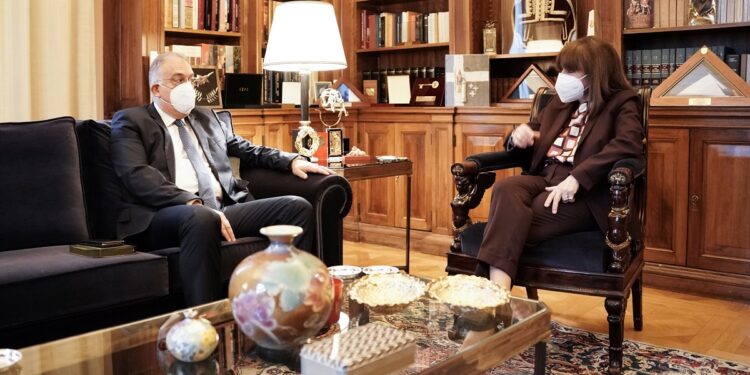 Στην ΠτΔ ο Θεοδωρικάκος για Πανεπιστήμια εγκληματικότητα