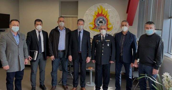 Συνάντηση της ΕΑΠΣ με τον νέο Αρχηγό – Τι συζήτησαν για τα προβλήματα της Πυροσβεστικής