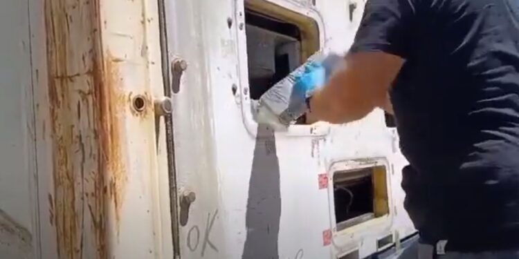 Μπλόκο στον Πειραιά για φορτίο κοκαΐνης με προορισμό την Κύπρο