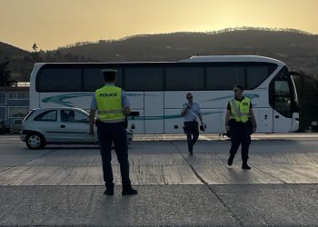 “Βρέχει κλήσεις” σε όλη την Αττική – Μπαράζ ελέγχων από την Τροχαία