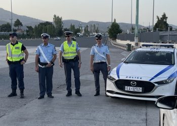 “Βρέχει κλήσεις” σε όλη την Αττική – Μπαράζ ελέγχων από την Τροχαία