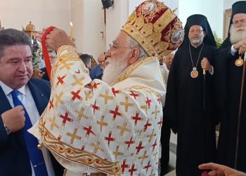 Η Εκκλησία της Κρήτης τίμησε τον Μιχάλη Καραμαλάκη