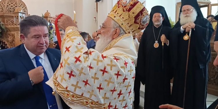 Η Εκκλησία της Κρήτης τίμησε τον Μιχάλη Καραμαλάκη