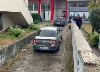 Γυναικοκτονία στο Αγρίνιο: Τέλος στο “θρίλερ” – Δικηγόρος από την Αθήνα αναλαμβάνει τον δολοφόνο – ΒΙΝΤΕΟ