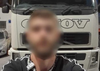 Γυναικοκτονία στο Αγρίνιο: “Έκανα κακό, είμαι δολοφόνος” – Ενώπιον της δικαιοσύνης ο φονιάς της Δώρας – ΒΙΝΤΕΟ