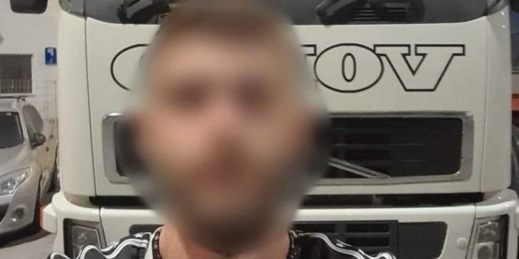 Γυναικοκτονία στο Αγρίνιο: “Έκανα κακό, είμαι δολοφόνος” – Ενώπιον της δικαιοσύνης ο φονιάς της Δώρας – ΒΙΝΤΕΟ