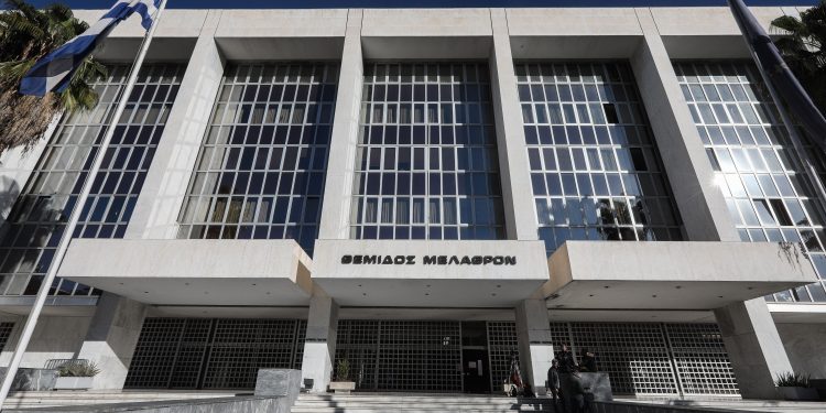 Η πρόεδρος του Αρείου Πάγου ζητά σεβασμό των πολιτών από τους δικαστές – «Καρφιά» για τον εισαγγελέα στη δίκη Φιλιππίδη