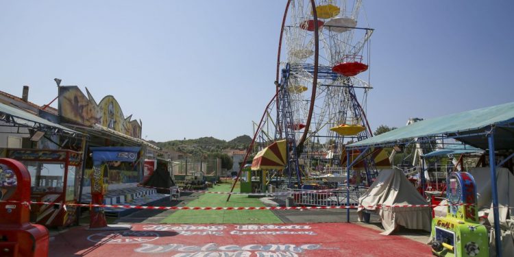 Θάνατος 19χρονου σε λούνα παρκ στην Χαλκιδική: Δίωξη για ανθρωποκτονία με ενδεχόμενο δόλο και στη σύζυγο του ιδιοκτήτη