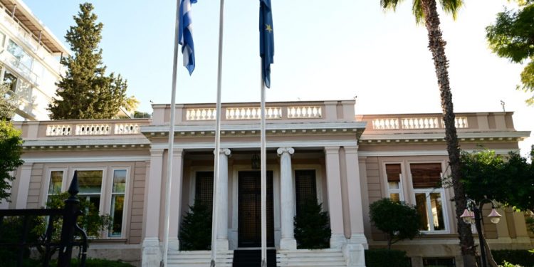 ΚYΣΕΑ: Συνεδριάζει υπό τον πρωθυπουργό – Οι αιτήσεις ασύλου Σύρων πολιτών στην ατζέντα