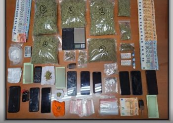 Τρίκαλα: Αστυνομικός, στέλεχος Πολεμικής Αεροπορίας και φαντάρος συνελήφθησαν για διακίνηση ναρκωτικών – ΦΩΤΟ