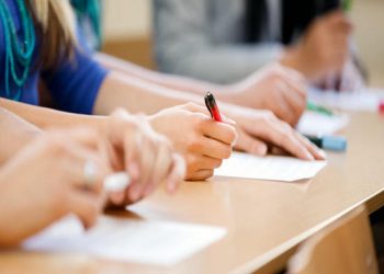 Τελευταίο καμπανάκι για τις πανελλαδικές εξετάσεις 2025: Λήγει η προθεσμία υποβολής αιτήσεων των υποψηφίων