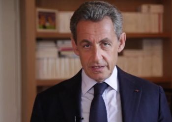 Νικολά Σαρκοζί: Καταδικάστηκε από το Ανώτατο Δικαστήριο – Θα εκτίσει την ποινή του με βραχιολάκι