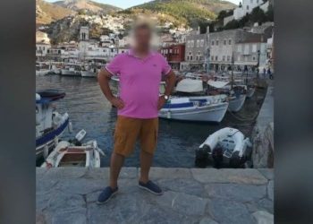 Άλιμος: Απολογείται ο καθηγητής που κατηγορείται ότι ασέλγησε σε 14χρονη μαθήτρια του – ΒΙΝΤΕΟ