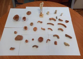 Το ελληνικό FBI συνέλαβε γυναίκα που «θησαύριζε» πουλώντας αρχαία αντικείμενα μέσω διαδικτύου – ΦΩΤΟ