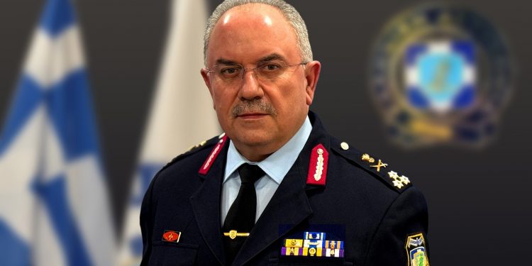 Το μήνυμα του Αστέριου Μαντζιώκα στο facebook για την αποστρατεία του