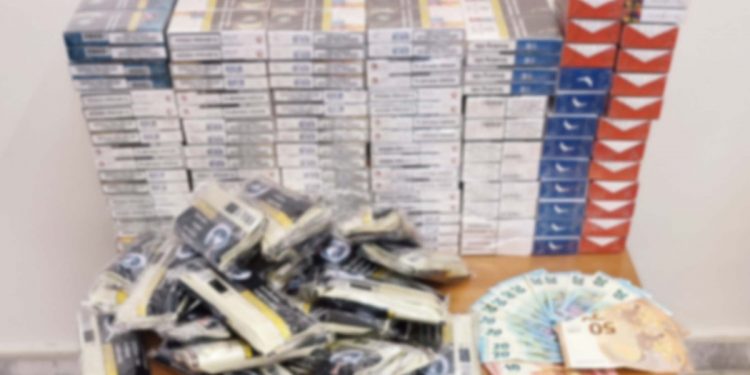 Χειροπέδες σε νύφη και κουνιάδα που πωλούσαν λαθραία τσιγάρα – Στη «φάκα» και 2 πελάτισσες – ΦΩΤΟ