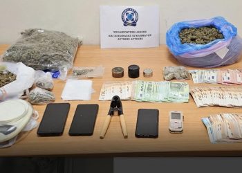 «Λαβράκι» έβγαλε η Αστυνομική επιχείρηση σε Πειραιά και Περιστέρι –  3 συλλήψεις για ναρκωτικά – ΒΙΝΤΕΟ – ΦΩΤΟ