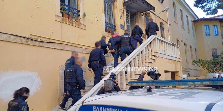 Τροχαίο στα Χανιά: Προφυλακιστέος ο μεθυσμένος οδηγός της Porsche που σκότωσε τον 22χρονο – ΒΙΝΤΕΟ