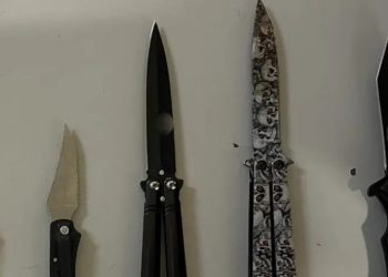 Παγκράτι: Συνελήφθησαν 5 ανήλικοι οπλισμένοι με μαχαίρια μετά από άγρια συμπλοκή – ΦΩΤΟ