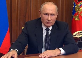 Ο Πούτιν θα δει με θετικό τρόπο την επιθυμία του Τραμπ για επαφές, αλλά…