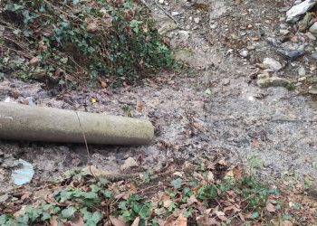 Θεσσαλονίκη: Χειροπέδες σε ταβερνιάρη που μέσω αγωγού έριχνε τα λύματα του μαγαζιού σε ρέμα – ΦΩΤΟ