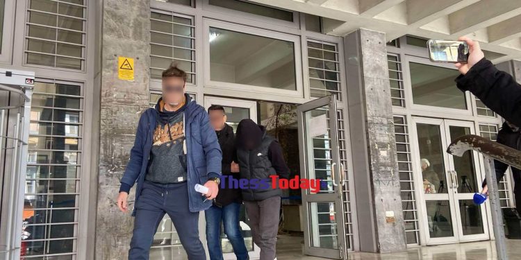 Προφυλακιστέος ο 16χρονος που μαχαίρωσε τον 23χρονο αδελφό του – BINTEO – ΦΩΤΟ