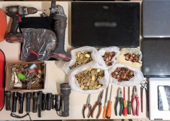Έκλεβαν από εκκλησίες και βενζινάδικα μέχρι καταστήματα με ηλεκτρονικές συσκευές – Εξιχνιάστηκαν 25 κλοπές