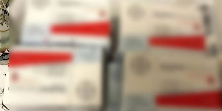 Kαμίνια: Η ομάδα ΔΙΑΣ πέρασε χειροπέδες σε 3 άτομα για ναρκωτικά και αναβολικά – ΦΩΤΟ