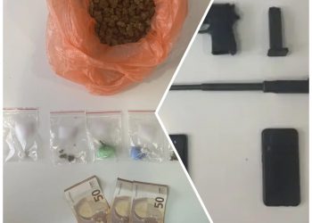 Λαμία: Στην «τσιμπίδα» της ΕΛΑΣ έπεσε άνδρας που είχε στο σπίτι του όπλα και ναρκωτικά – ΦΩΤΟ