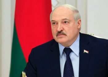 Ο Λουκασένκο κατηγορεί την Αμερική ότι θέλει να «ξεσηκώσει» τη Ρωσία εναντίον της Κίνας