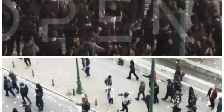 Τέμπη: Mε σηκωμένα τα χέρια επέστρεψαν στο Σύνταγμα διαδηλωτές παρά τα επεισόδια – ΒΙΝΤΕΟ