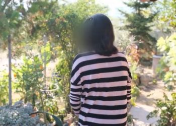 Πιερία: Δίωξη για ανθρωποκτονία με δόλο στην 34χρονη που σκότωσε τον σύντροφό της και τον έθαψε στην αυλή  – ΒΙΝΤΕΟ