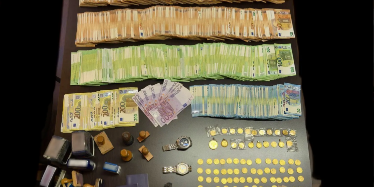 Έτσι δρούσε η μαφία της πολεοδομίας της Ρόδου – Όλες οι λεπτομέρειες από την ΕΛΑΣ – ΒΙΝΤΕΟ – ΦΩΤΟ