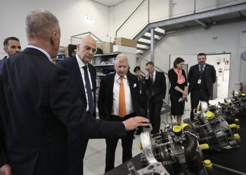 Παρών στην παρουσίαση του νέου συστήματος UAS ο ΥΕΘΑ, Νίκος Δένδιας στην Αυστρία – ΦΩΤΟ