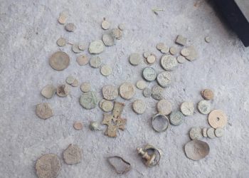 Με ανιχνευτές μετάλλων και εκρηκτικά ΤΝΤ δρούσαν οι αρχαιοκάπηλοι στη Βόρεια Ελλάδα – ΦΩΤΟ