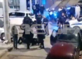 ΒΙΝΤΕΟ ΝΤΟΚΟΥΜΕΝΤΟ: Μοτοσικλέτα εμβόλισε μηχανές της ΔΙΑΣ στο Αιγάλεω – Δύο αστυνομικοί τραυματίες