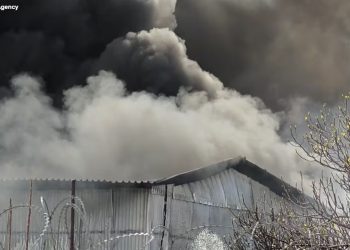 Φωτιά στον Ταύρο: Ήχησε το 112 για τους καπνούς – «Κλείστε πόρτες και παράθυρα» – BINTEO – ΦΩΤΟ