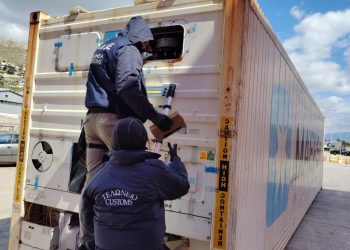 Πειραιάς: Πλούσιο φορτίο με μπανάνες και ….κοκαΐνη, αξίας 6 εκατ. ευρώ – ΦΩΤΟ